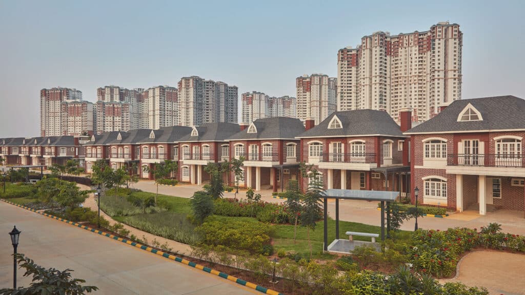 Prestige Lake Side Habitat Villa