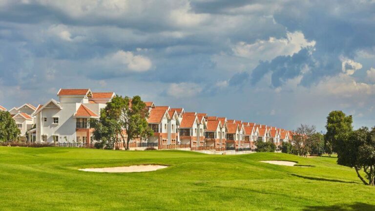 Prestige Augusta Golf Village — photo 1