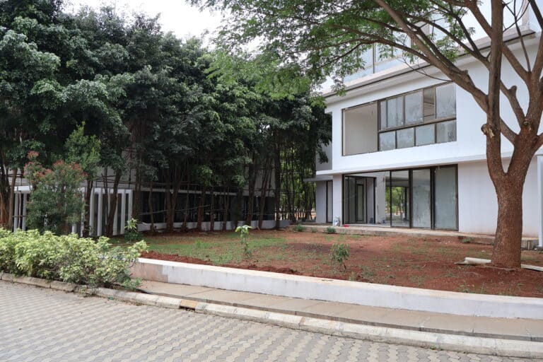 Raffles Park Villas — photo 2