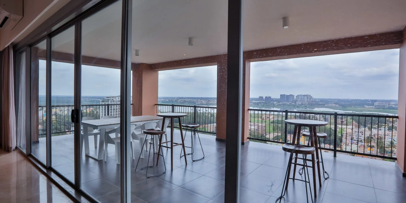UKN Miraya Rose apartment club house 