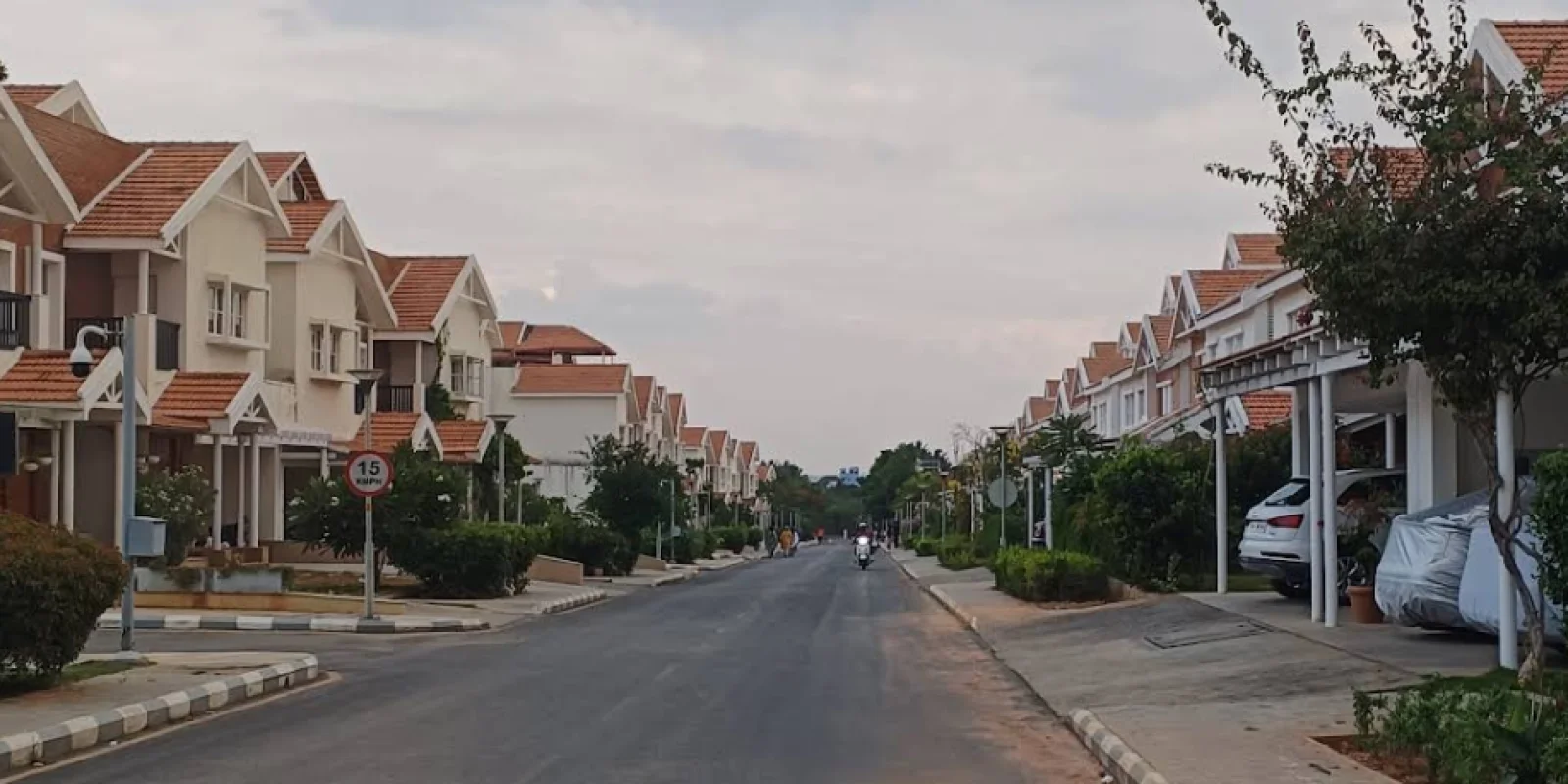 Prestige Augusta Golf Village villa