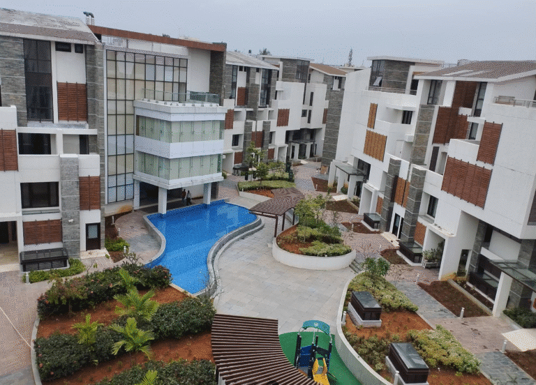 Embassy Grove — photo 3