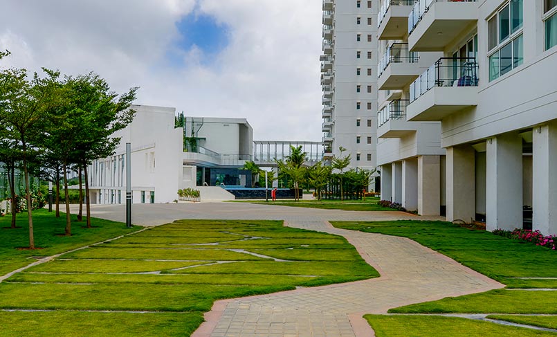 Karle Town Center Zenith apartment Amenities