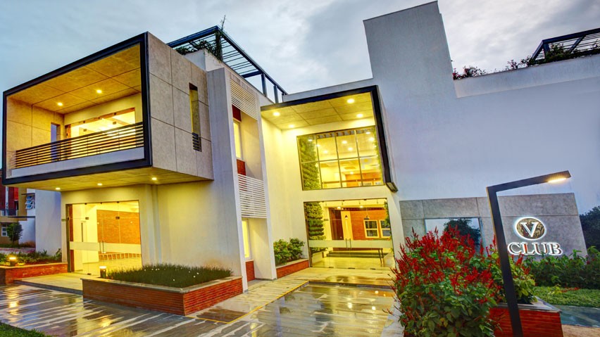 Vaishnavi Commune villa clubhouse 